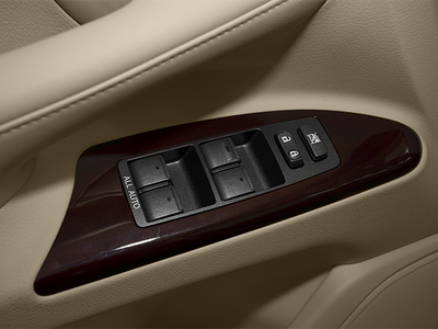 2013 Lexus LX 570