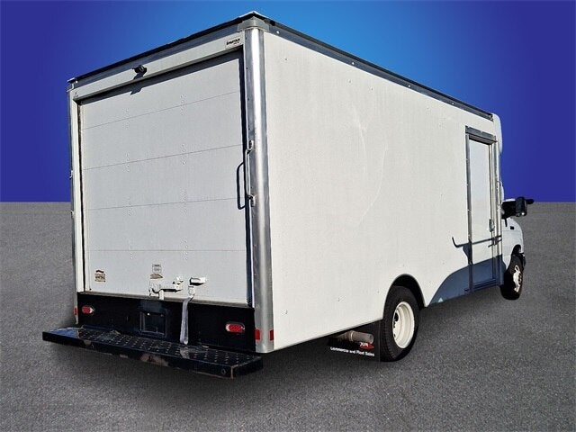 2021 Ford E-450SD Base DRW