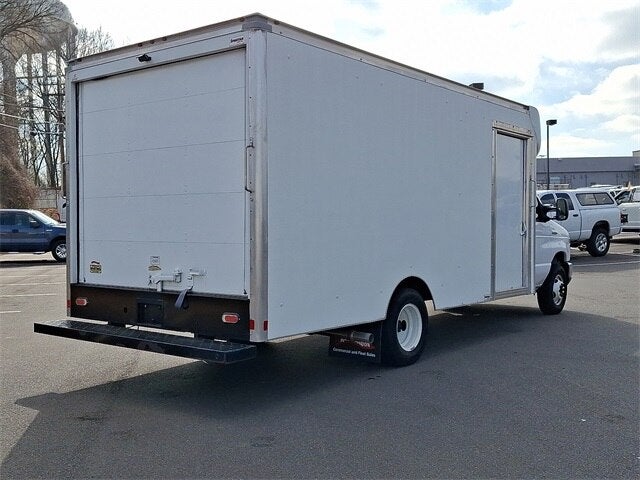 2021 Ford E-450SD Base DRW