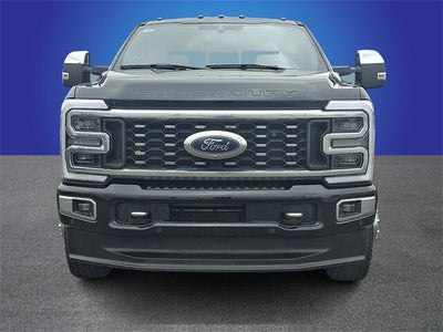 2023 Ford F-350SD Platinum