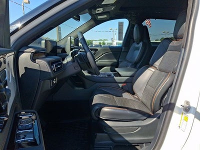 2025 Lincoln Aviator Black Label