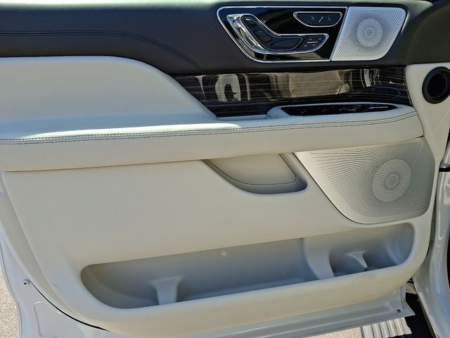2024 Lincoln Navigator L Black Label