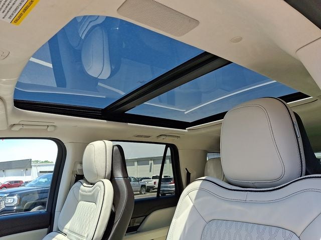 2024 Lincoln Navigator L Black Label