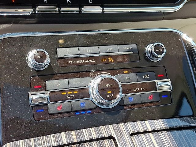 2024 Lincoln Navigator L Black Label