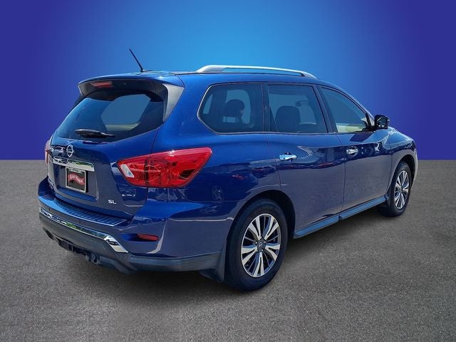 2017 Nissan Pathfinder SL