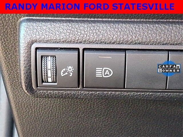 2022 Toyota Corolla Hatchback SE Nightshade Edition