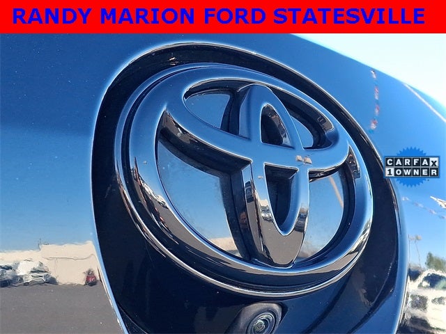 2022 Toyota Corolla Hatchback SE Nightshade Edition