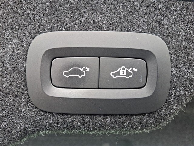 2017 Volvo S90 T6 Inscription