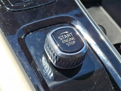 2023 Volvo XC60 B6 Ultimate Bright Theme