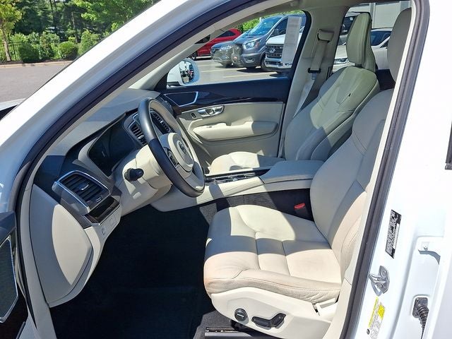 2019 Volvo XC90 T5 Momentum