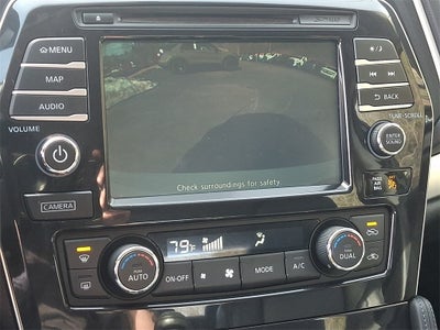 2017 Nissan Maxima SR