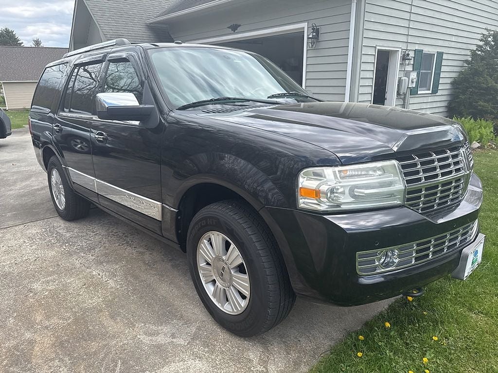 2009 Lincoln Navigator Base