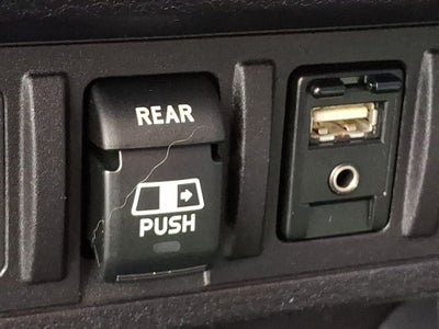 2018 Toyota Tacoma SR V6