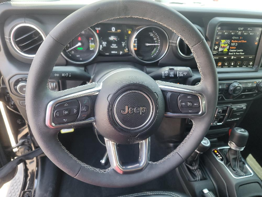 2023 Jeep Wrangler Sahara 4x4