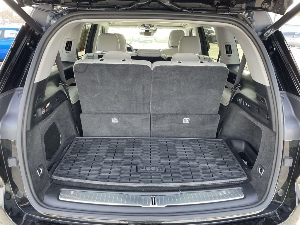 2021 Jeep Grand Cherokee L Summit 4x4