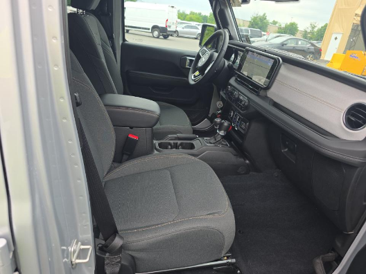 2024 Jeep Wrangler Sahara 4xe