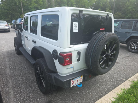 2024 Jeep Wrangler Sahara 4xe