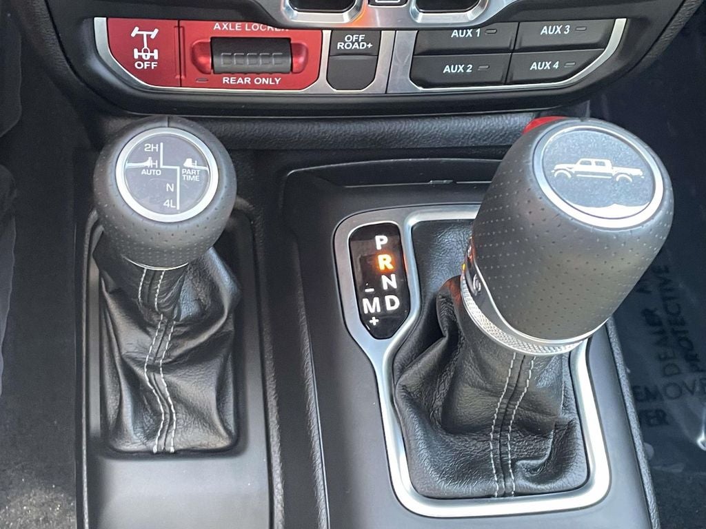 2025 Jeep Gladiator Mojave X