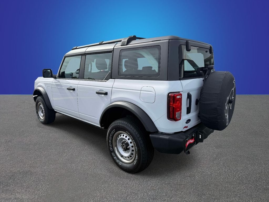 2023 Ford Bronco Base