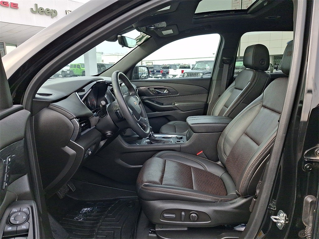 2023 Chevrolet Traverse AWD High Country