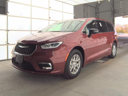2025 Chrysler Pacifica Select
