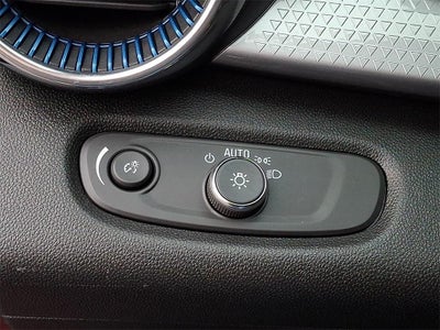 2025 Chevrolet Trax FWD LT