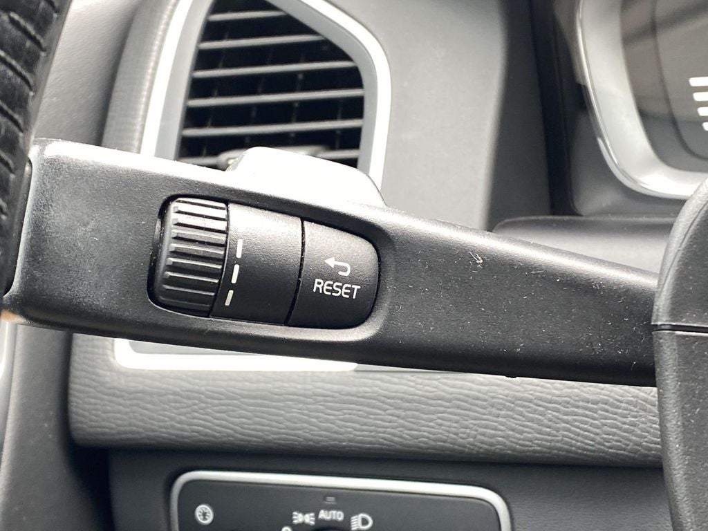 2017 Volvo XC60 T5 Inscription