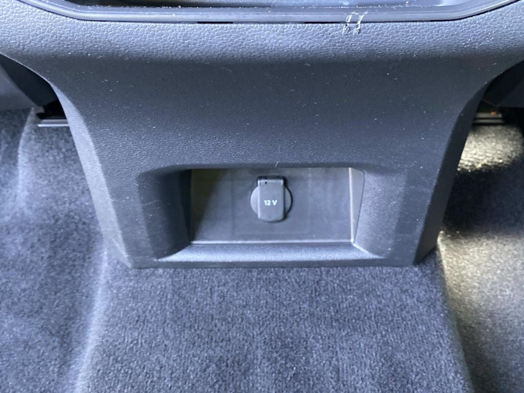 2023 Volkswagen Atlas Cross Sport 2.0T SE