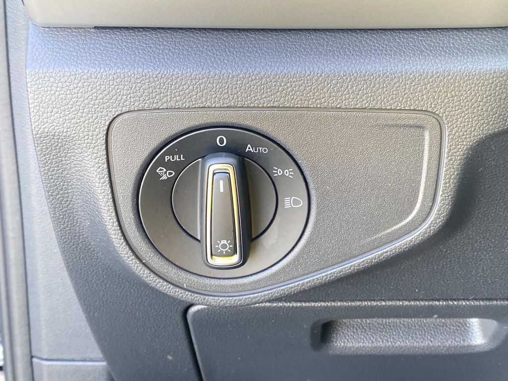 2023 Volkswagen Atlas Cross Sport 2.0T SE