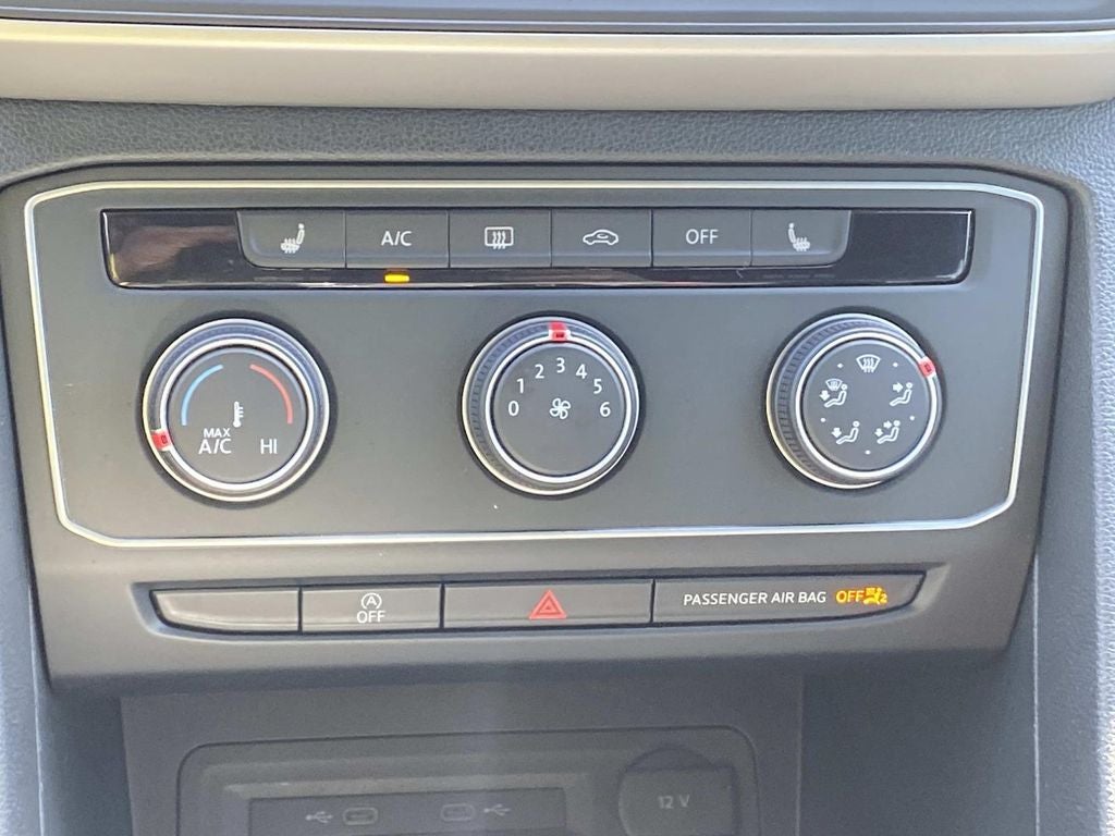 2023 Volkswagen Atlas Cross Sport 2.0T SE