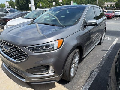 2022 Ford Edge Titanium