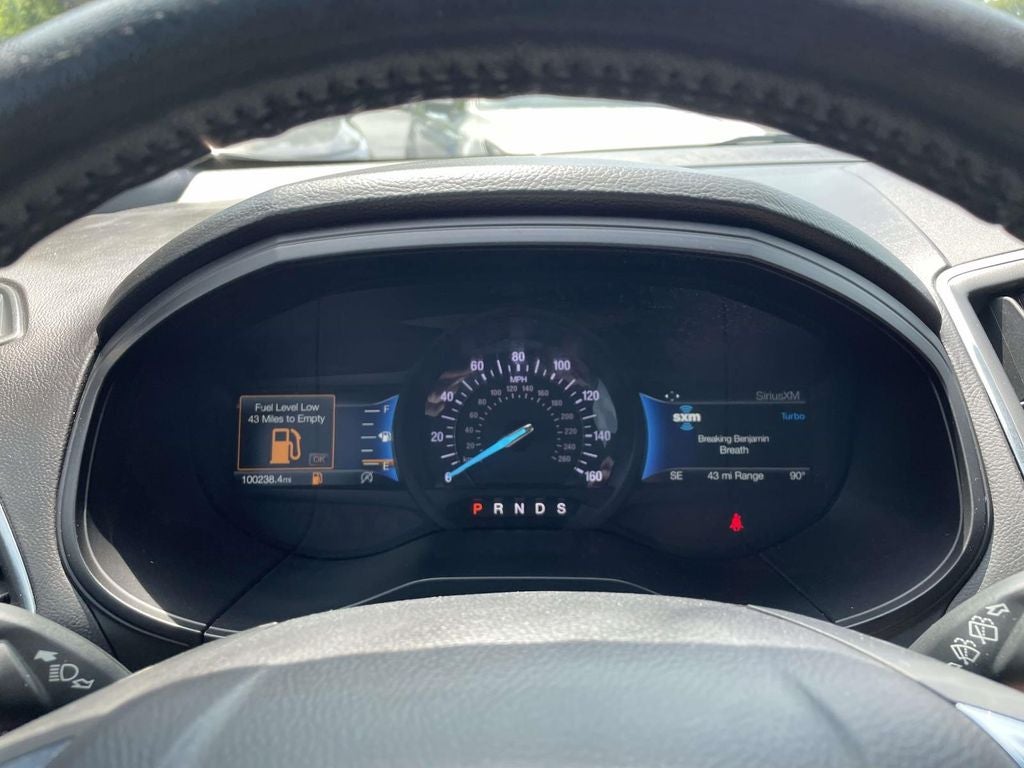 2022 Ford Edge Titanium