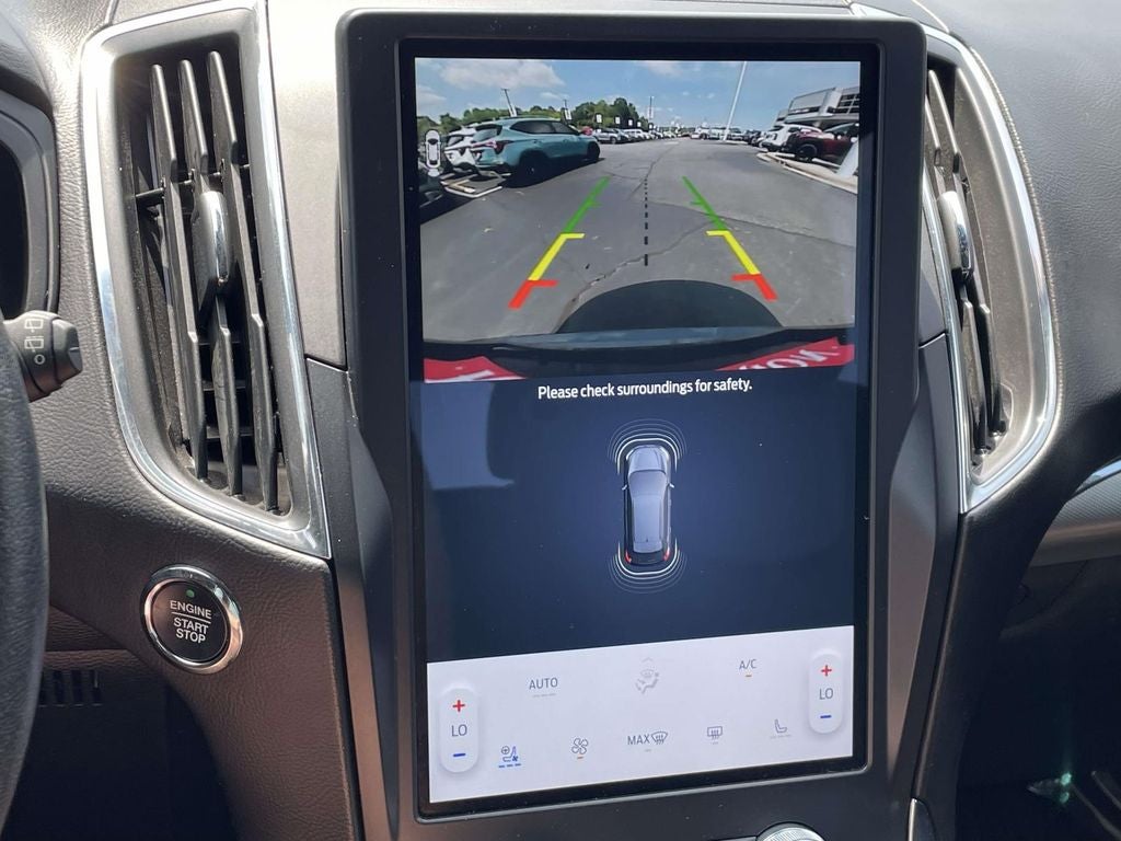2022 Ford Edge Titanium