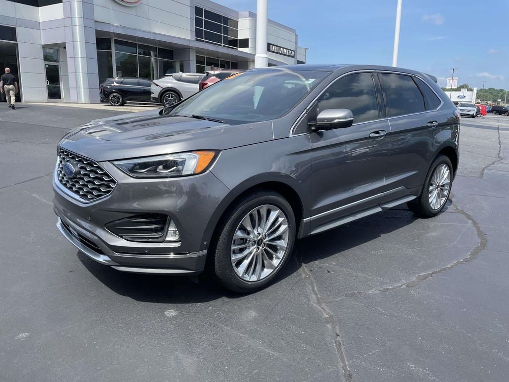 2022 Ford Edge Titanium