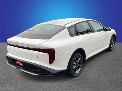 2026 Kia K4 LXS