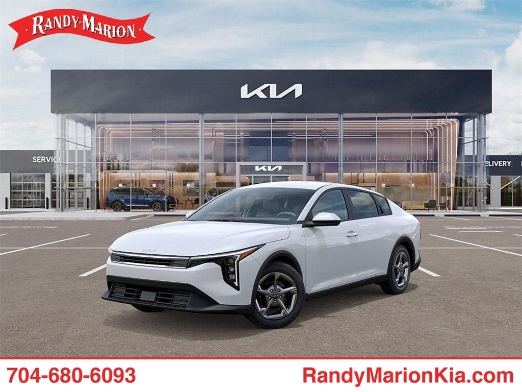 2026 Kia K4 LXS