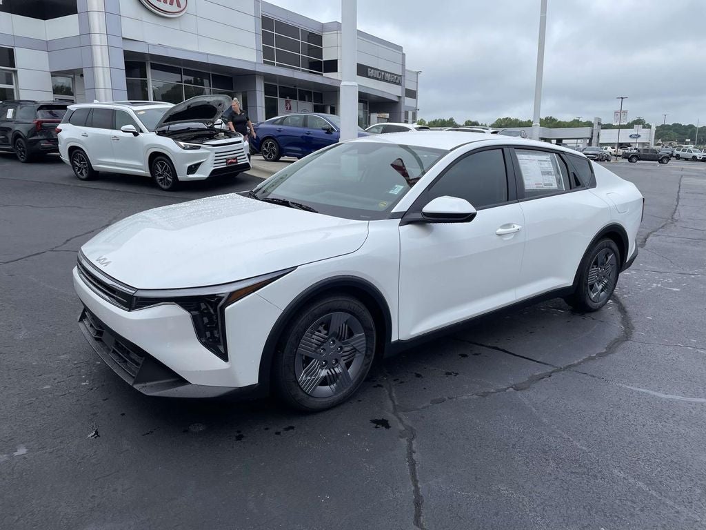 2026 Kia K4 LX