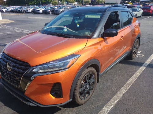 2022 Nissan Kicks SR