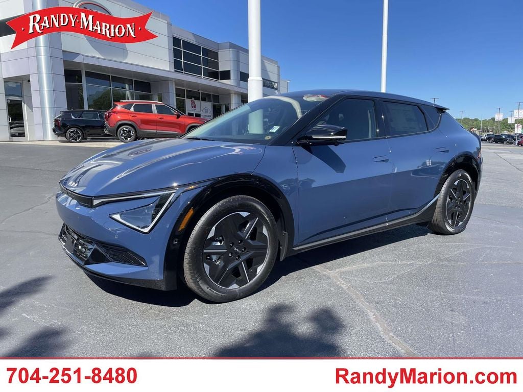 2026 Kia EV6 Wind AWD's photo