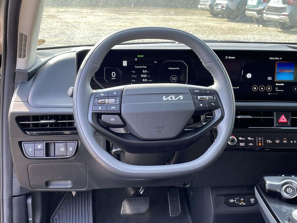 2025 Kia EV6 Light