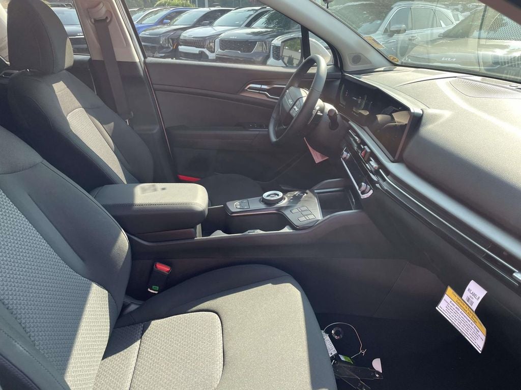 2027 Kia Sportage Hybrid LX