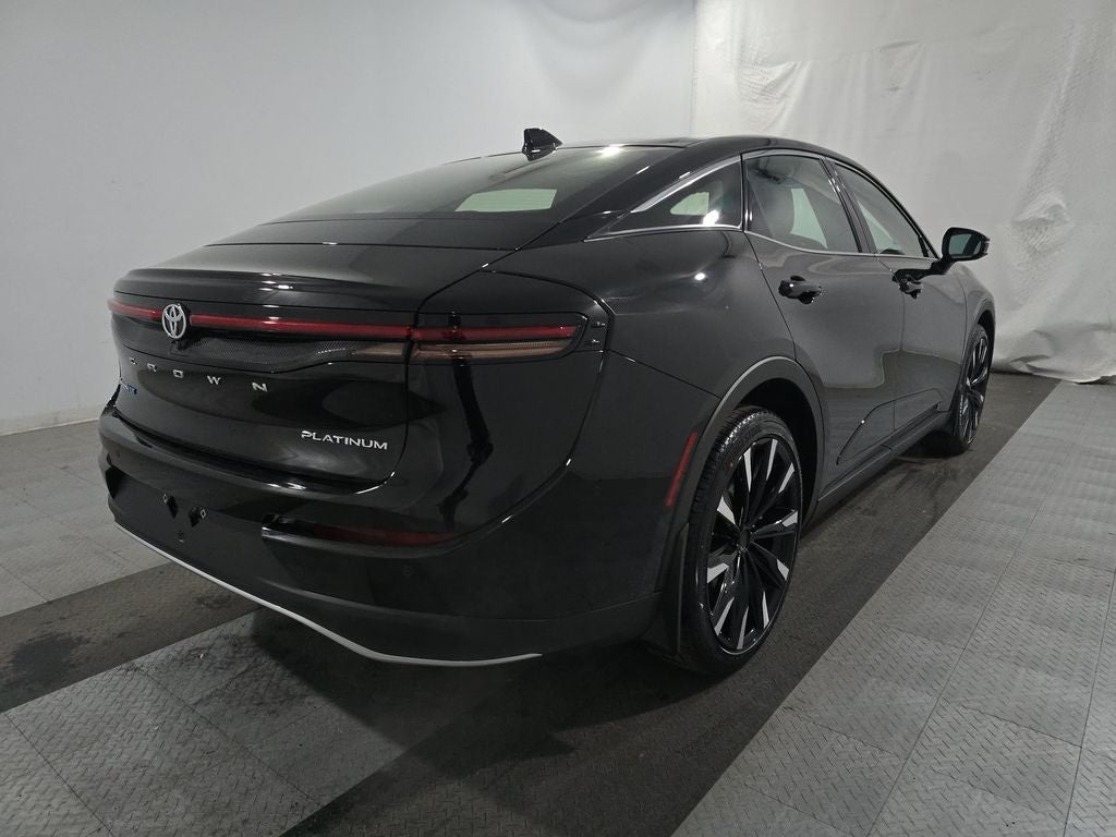 2026 Toyota Crown Platinum