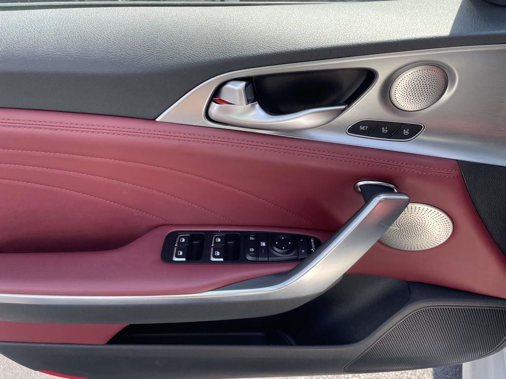 2023 Kia Stinger GT2