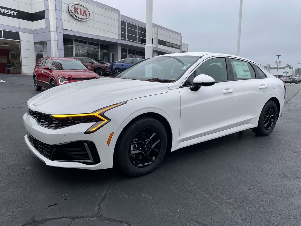 2026 Kia K5 LXS