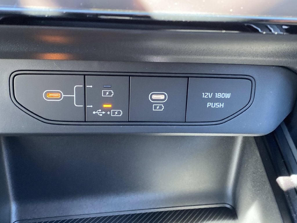 2027 Kia Niro LX