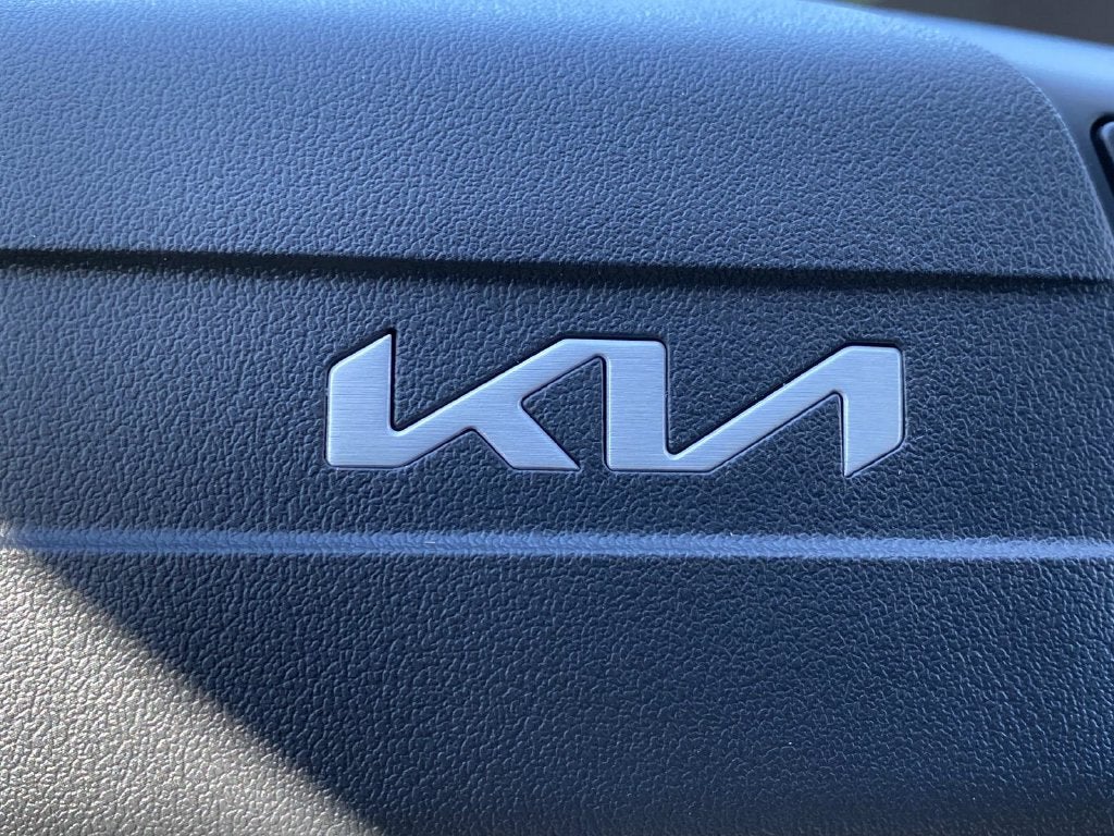 2027 Kia Niro LX