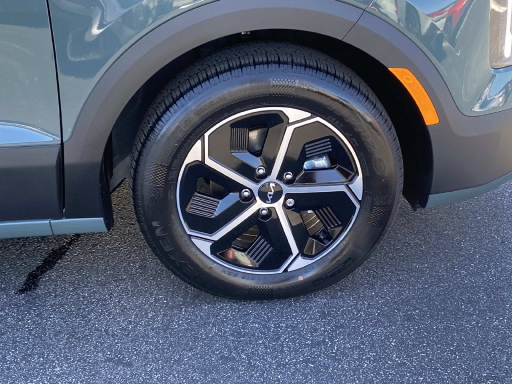 2027 Kia Niro LX
