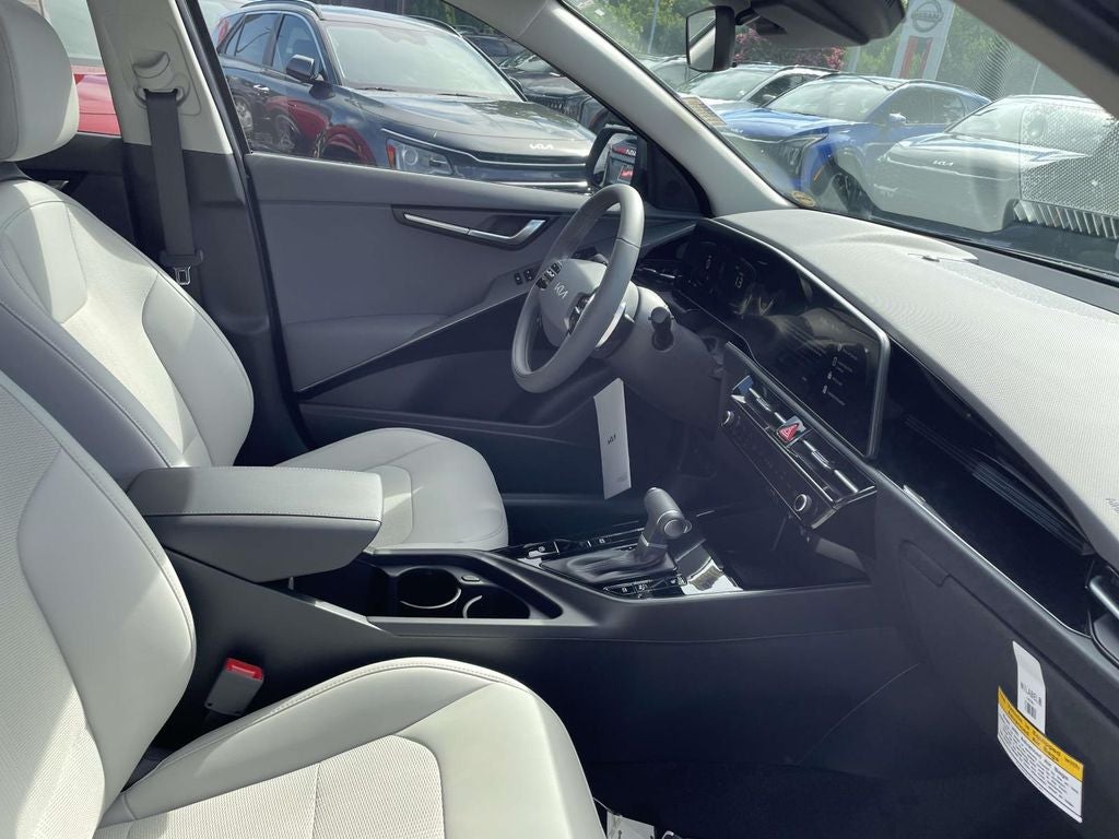 2026 Kia Niro EX