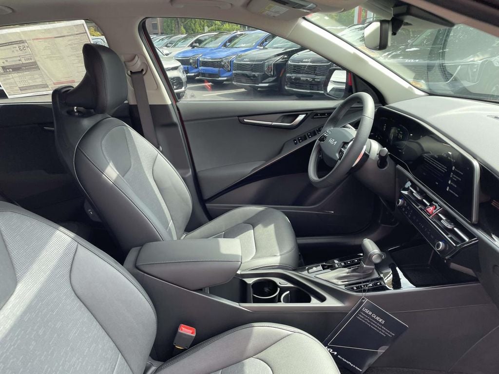2026 Kia Niro SX