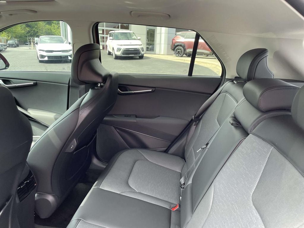 2026 Kia Niro SX